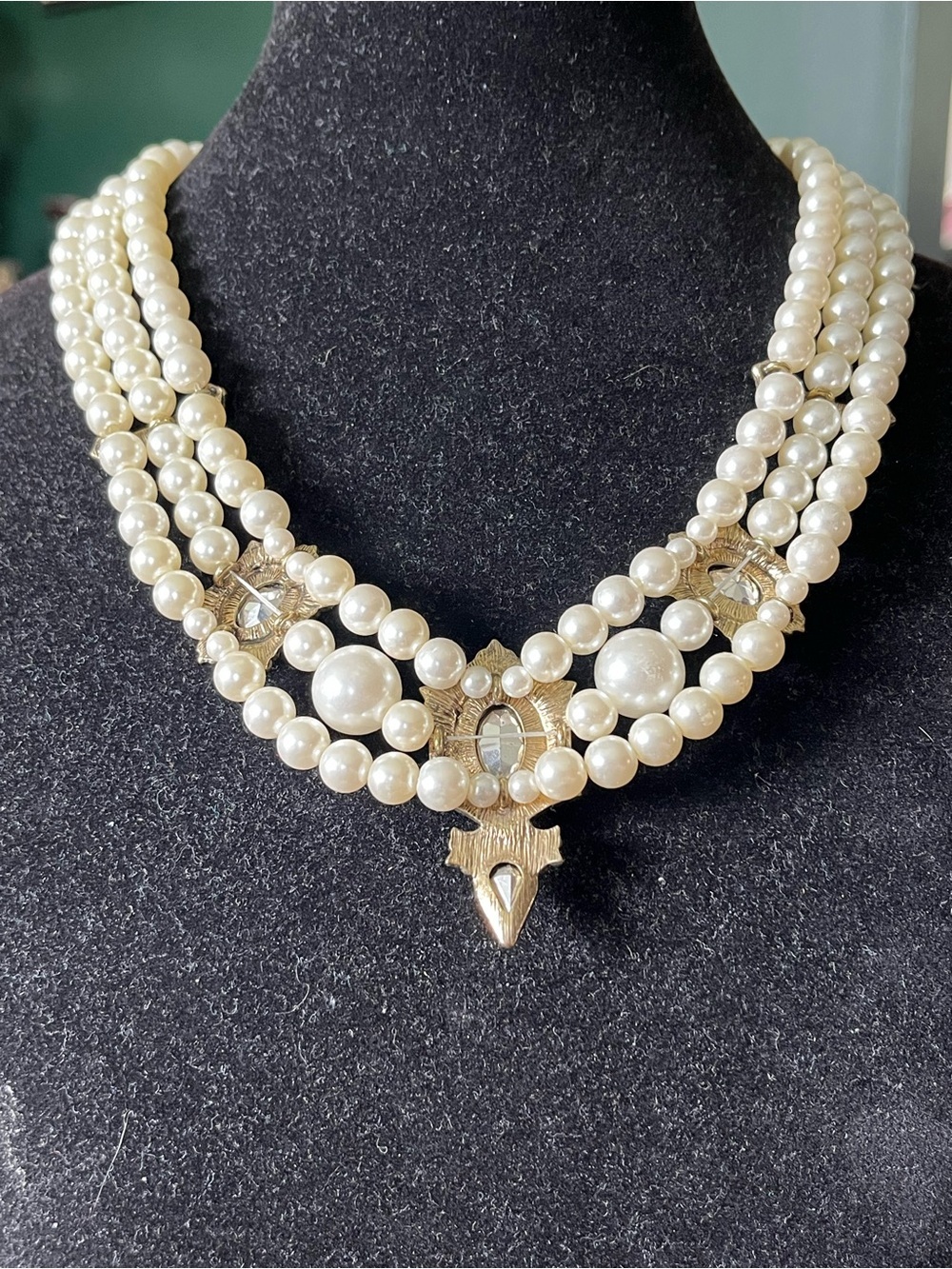 Vintage Faux Pearl Blue Yellow Baroque Statement Necklace Regency Hollywood - Picture 5 of 5